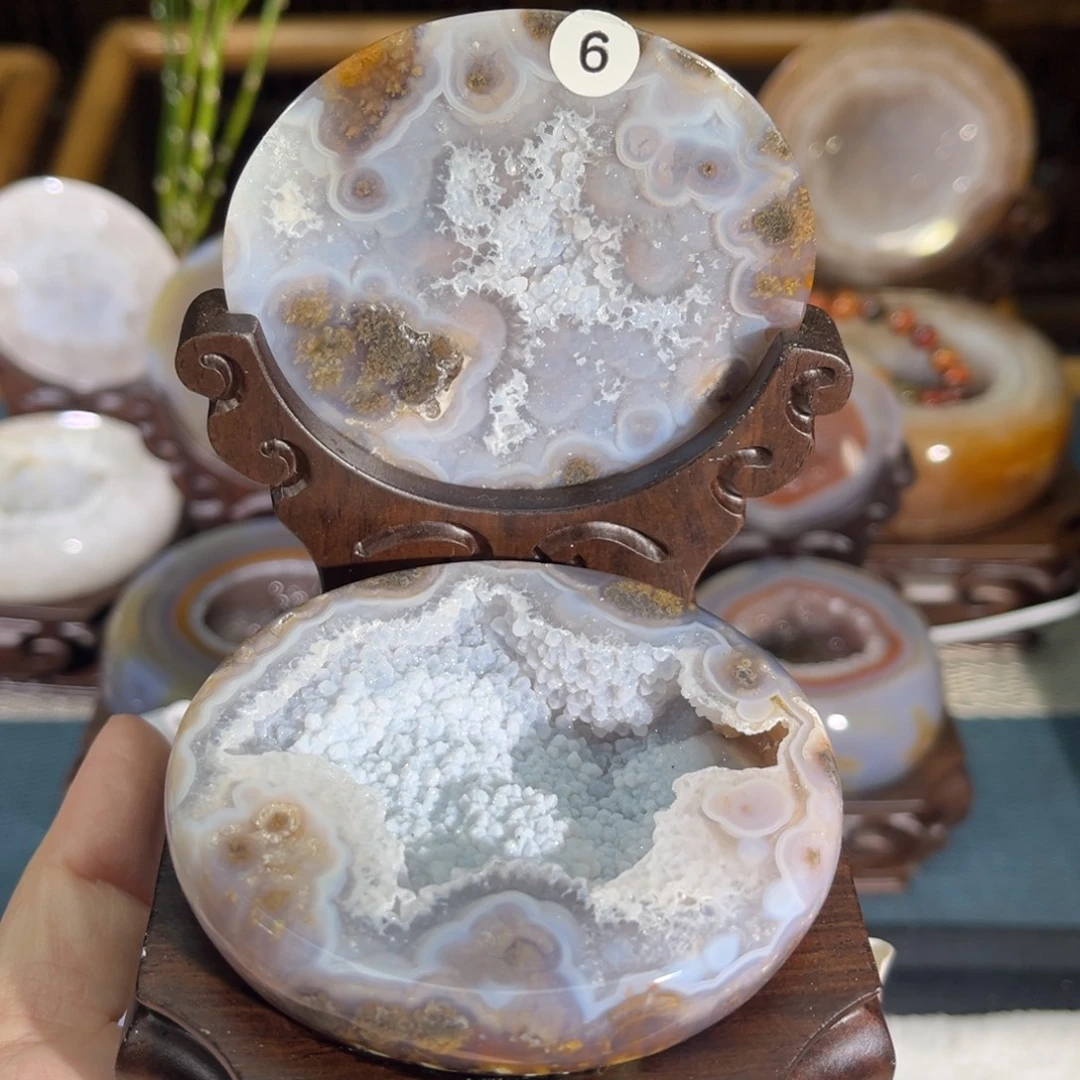 未镶嵌水晶大型摆件（非配饰）