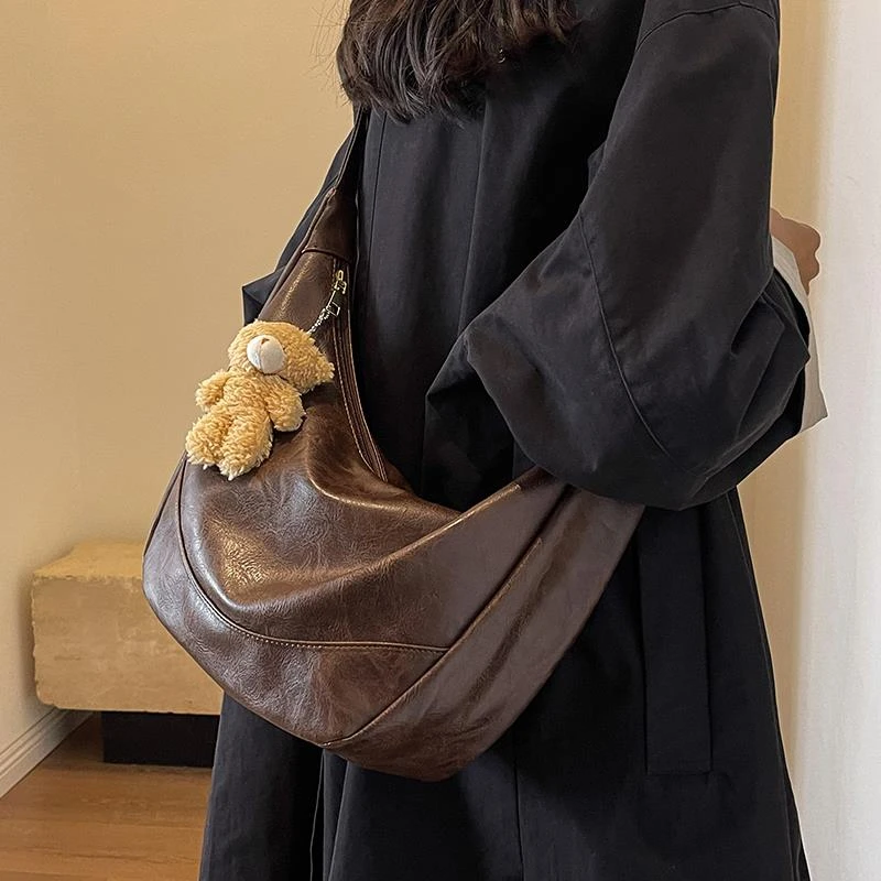 通勤大容量包包女士新款百搭斜挎包秋冬高级感托特包饺子包