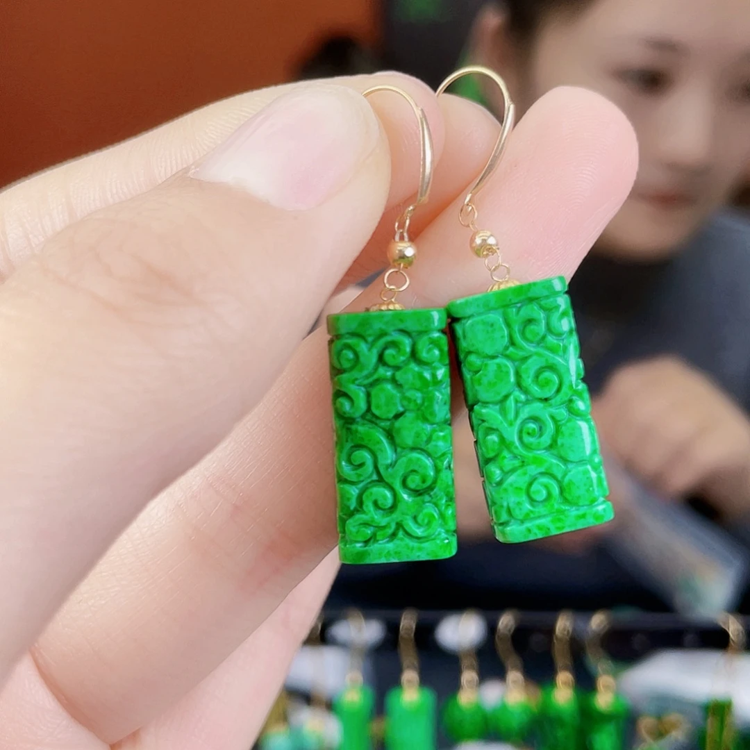 翡翠18K金镶嵌耳饰