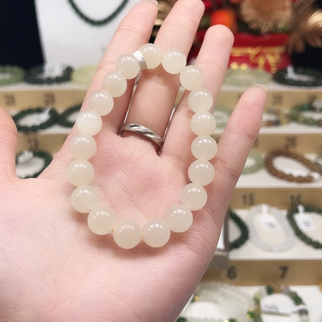 非***6和田玉未镶嵌手串