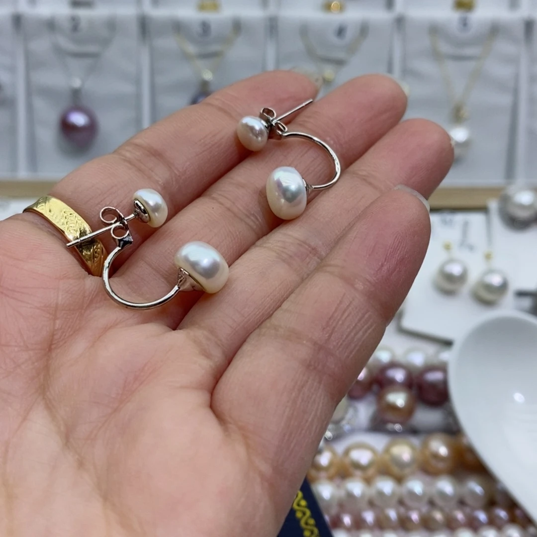 淡水珍珠吊坠(赠链)银S925镶嵌