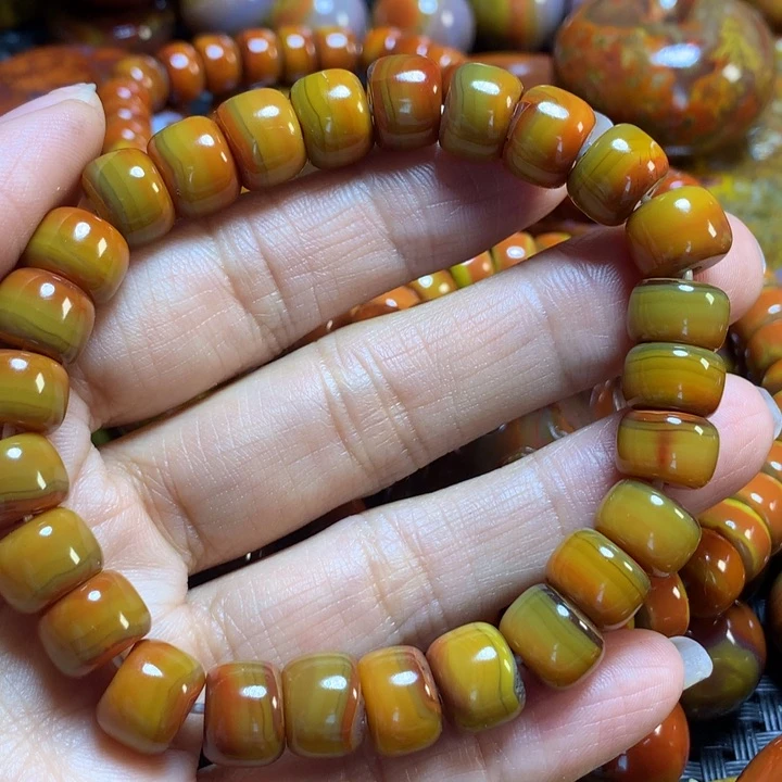 玛瑙/玉髓战国红手串未镶嵌山*?