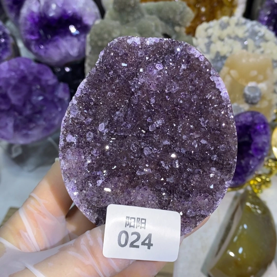 未镶嵌水晶大型摆件（非配饰）