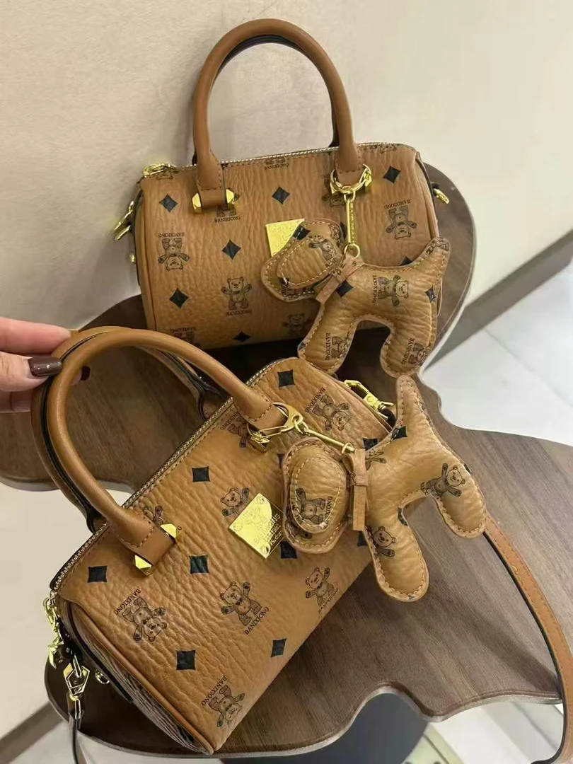 新款时尚百搭手提斜挎小热狗包