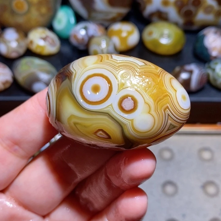 未镶嵌玛瑙/玉髓珠宝半成品21