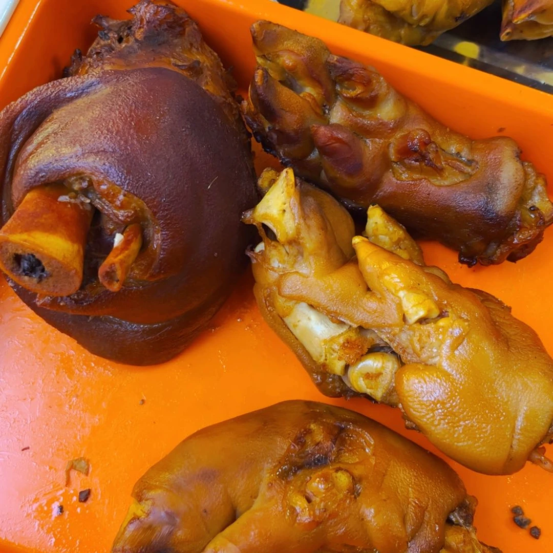 一个肘子三个猪蹄99包邮