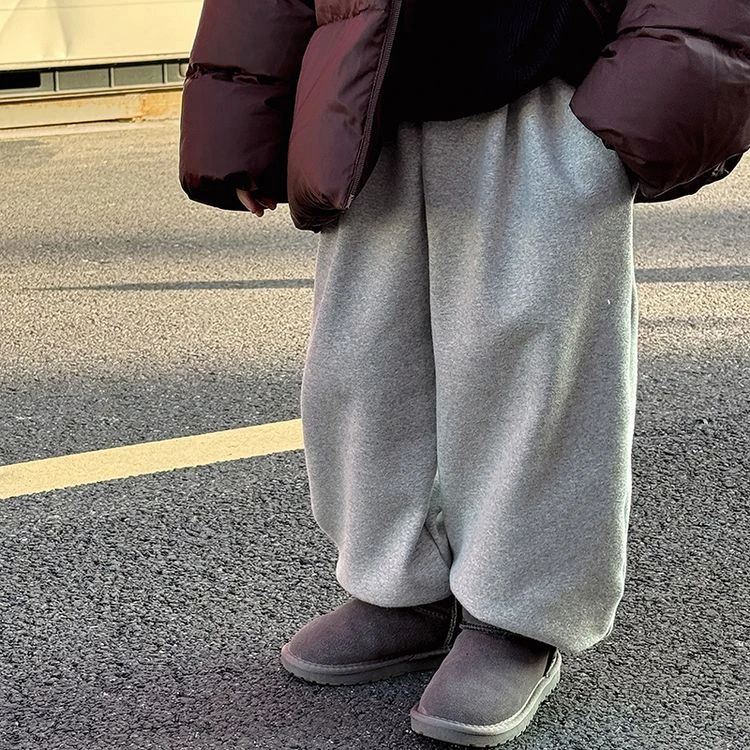 涵芽-妞妞牛牛 HY24145款灰色扣加绒卫裤