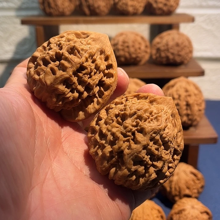 文玩核桃吊坠大官博