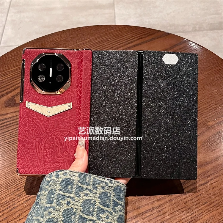 适用华为MateXTs三折叠手机壳mateXT非凡大师红色巴洛克中轴后壳