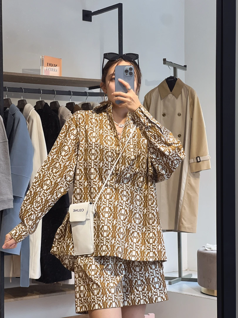 未使用 MaxMara 全新25年新款满logo棉质设计感衬衫上衣Gallura