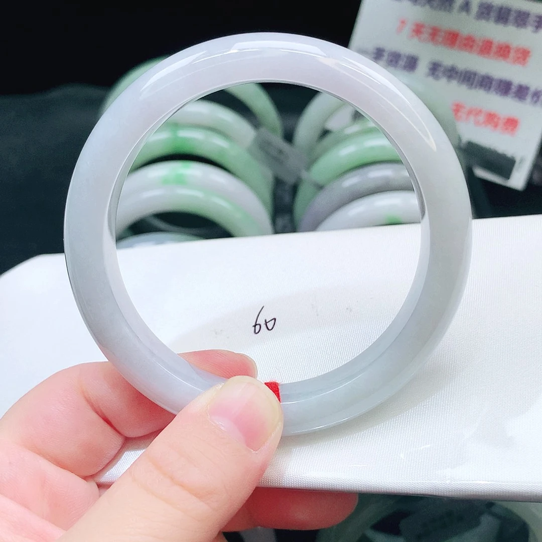 翡翠未镶嵌手镯402