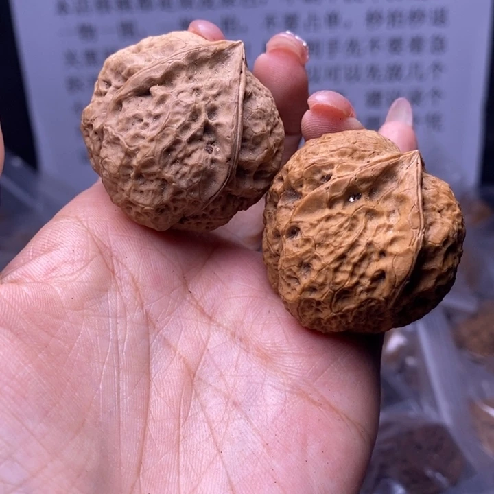 核桃云南野生铁核桃152号39mm