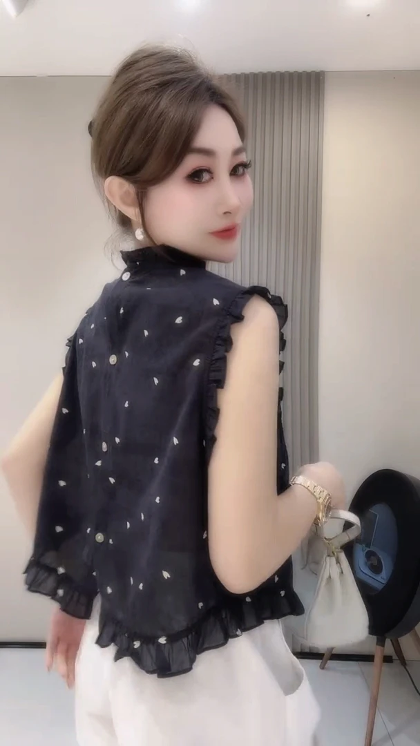 98夏季新款韩系木耳边爱心印花无袖衬衫女上衣显瘦减龄