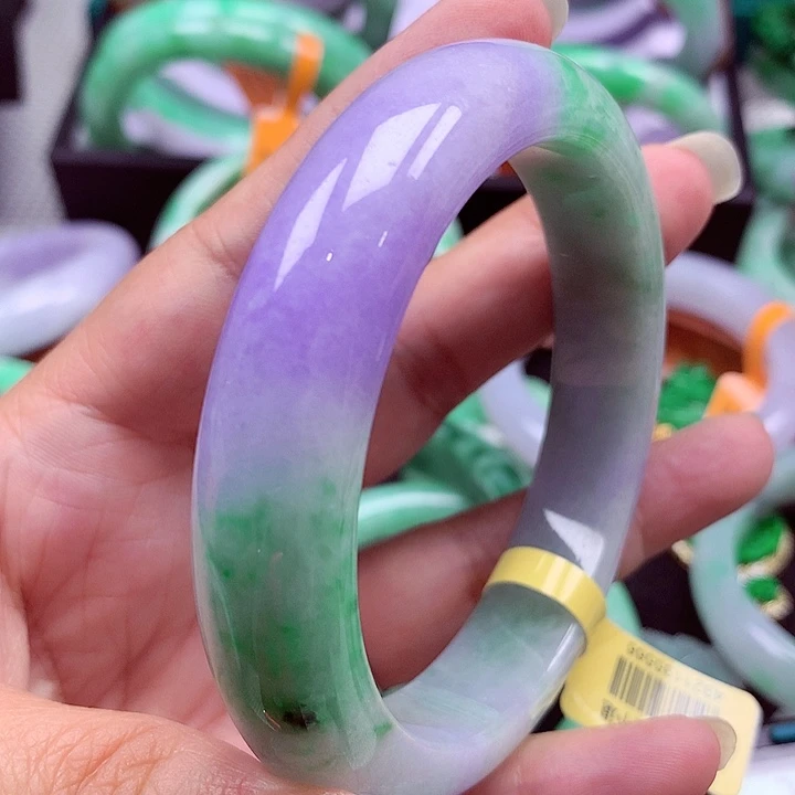 深***兔翡翠未镶嵌手镯翡翠