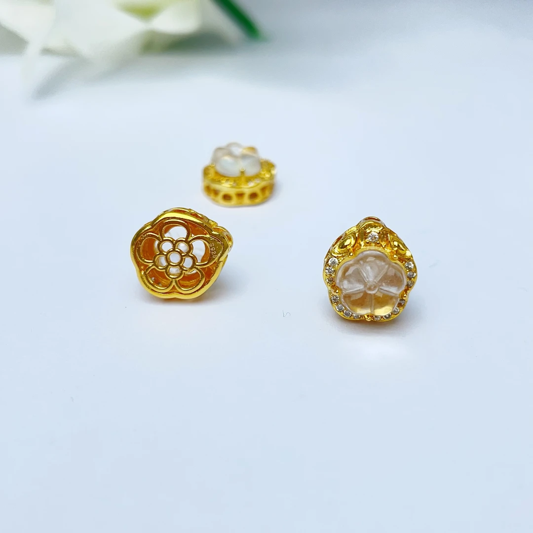 【萌宝饰品】B830天然水墨玉体五瓣花蛋面精工雕刻DIY10.7*11.7mm。