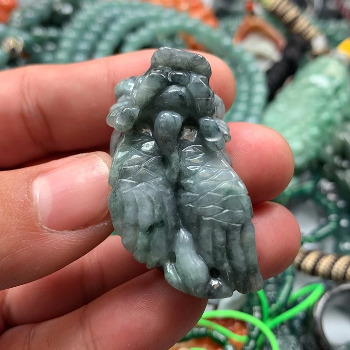 翡翠颈饰未镶嵌保真天然a货翡翠