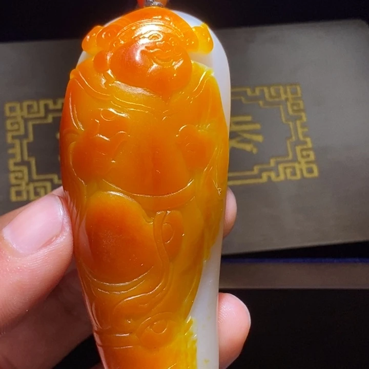 和田玉未镶嵌颈饰d
