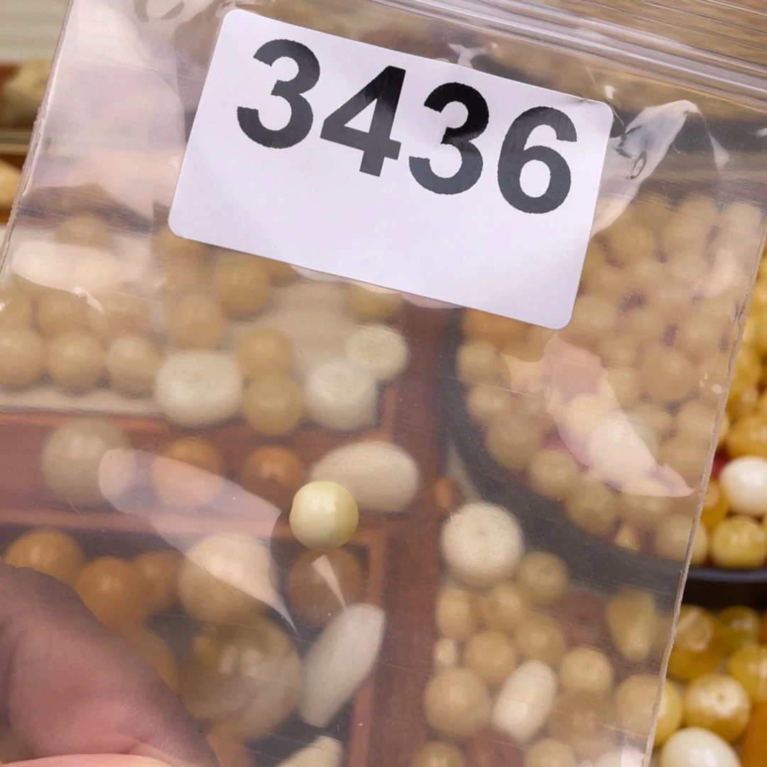 琥珀珠宝奇石未镶嵌K***K小坑