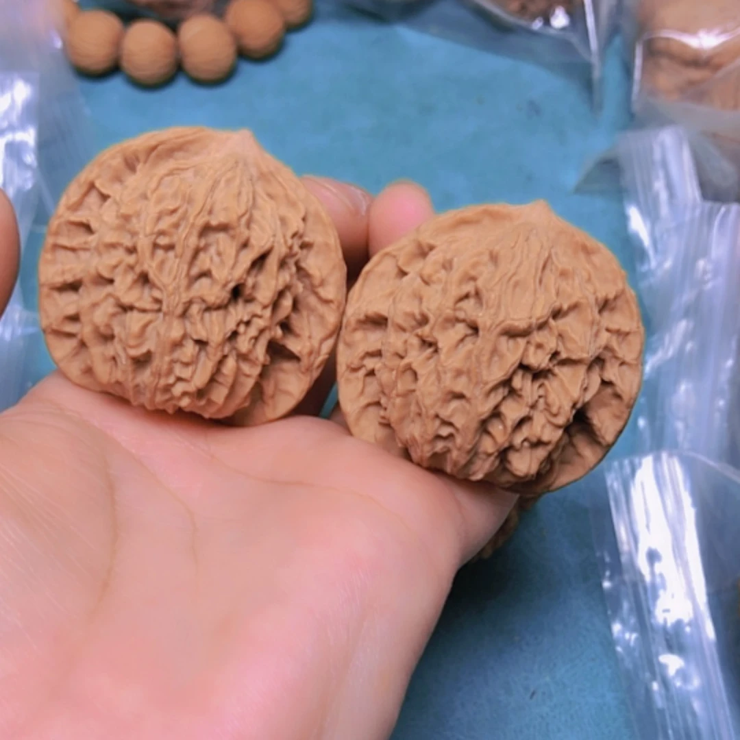 【闪购商品】把件核桃44蟠龙纹修尖