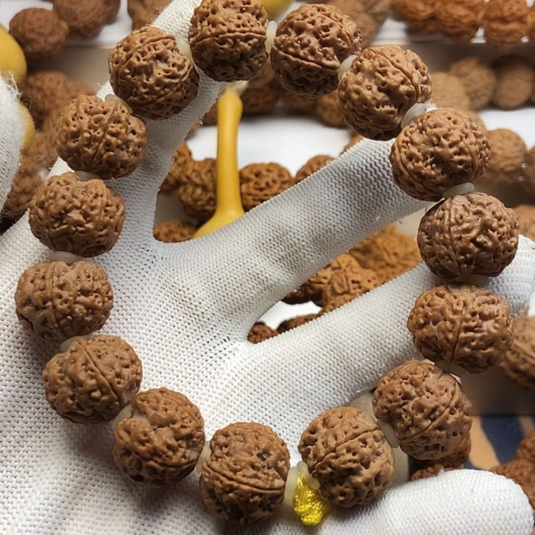 吊坠金刚菩提蜂窝梅花