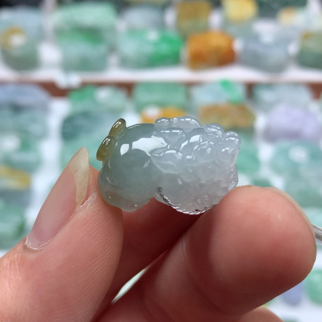 翡翠未镶嵌颈饰翡翠貔貅