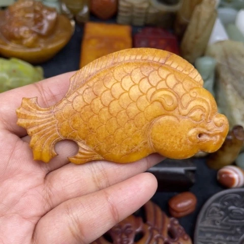 和田玉未镶嵌颈饰64