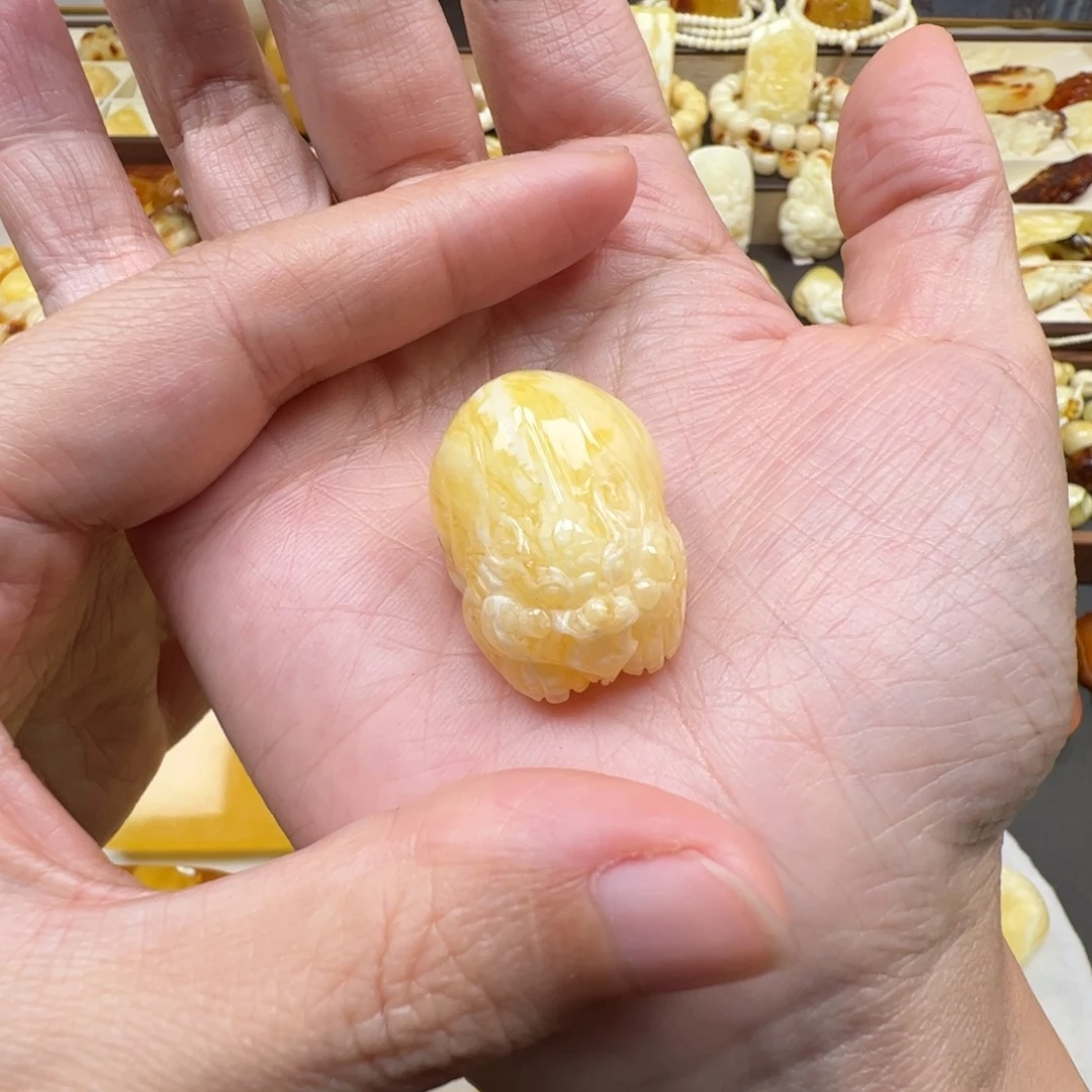 琥珀未镶嵌裸石蜜蜡