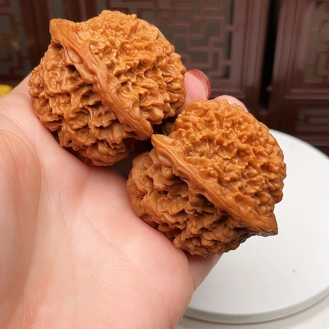 文玩核桃把件安****员满天星