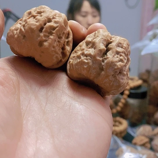 【闪购商品】把件文玩核桃39蛤蟆头红皮