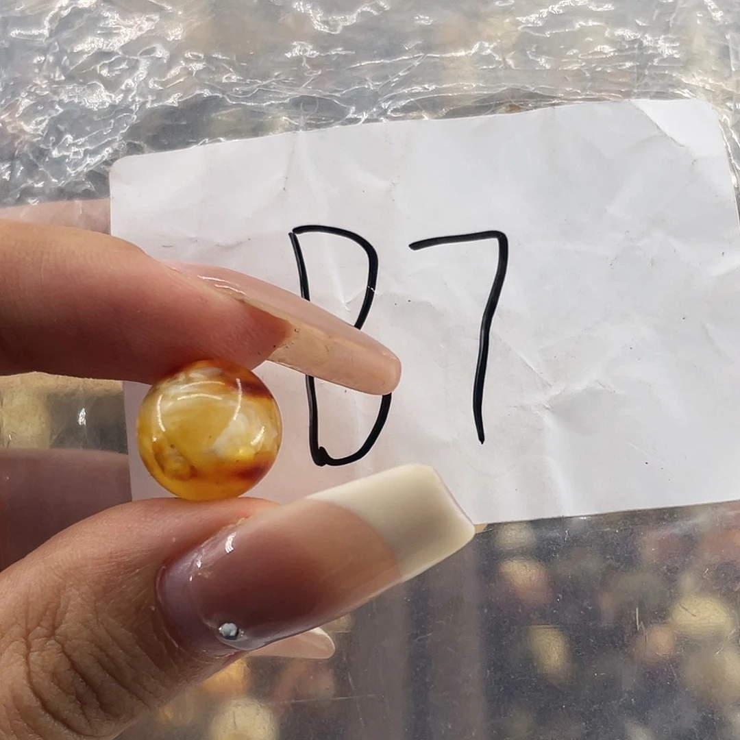 琥珀未镶嵌裸石12.2福利