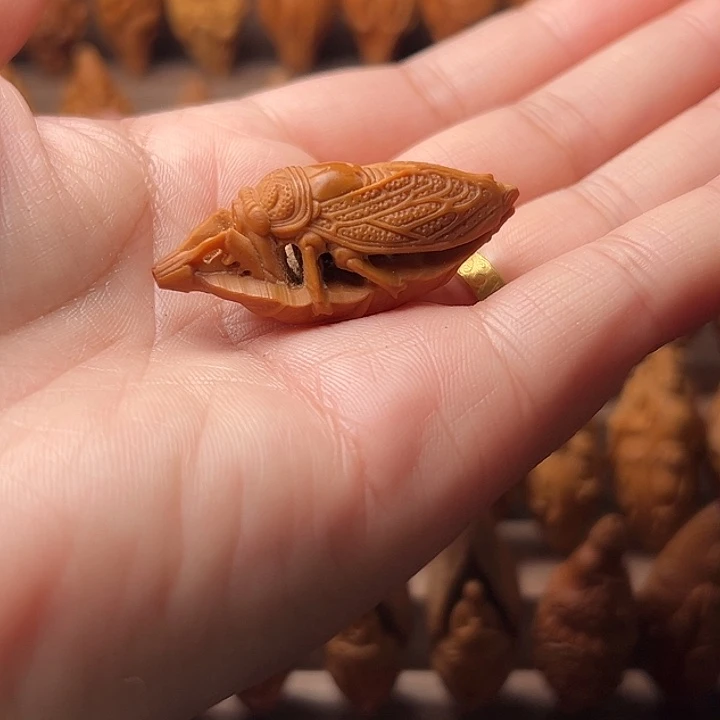 橄榄核吊坠徐*涵橄榄核