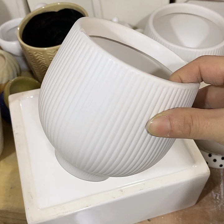 摆件陶陶盆有孔 瑕疵介意勿拍