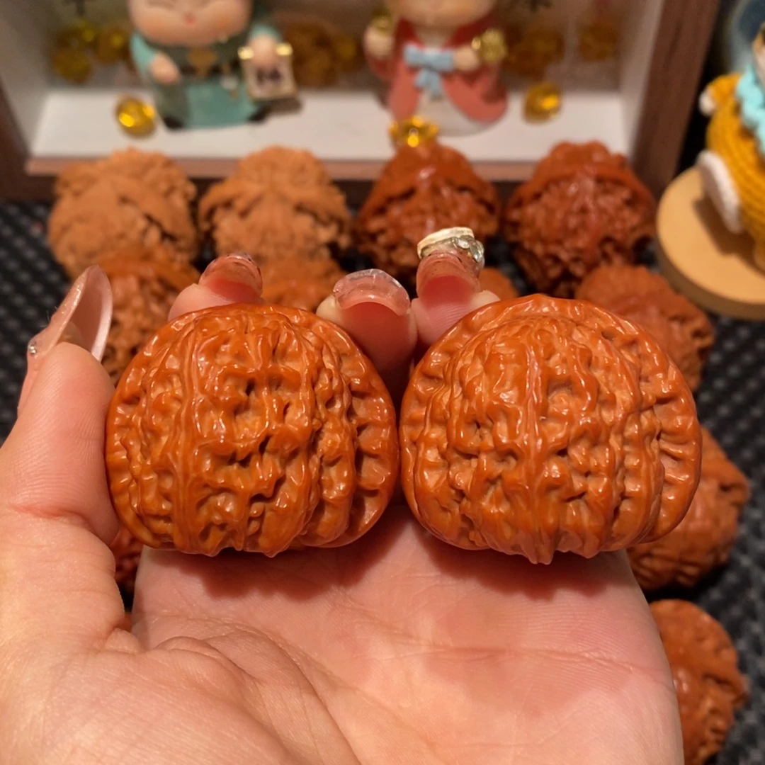 桃核吊坠40白狮子，1090