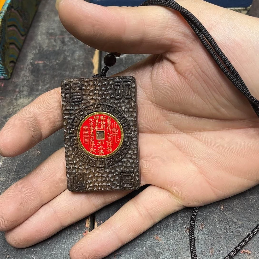 大叶紫檀（黑酸枝木类）
