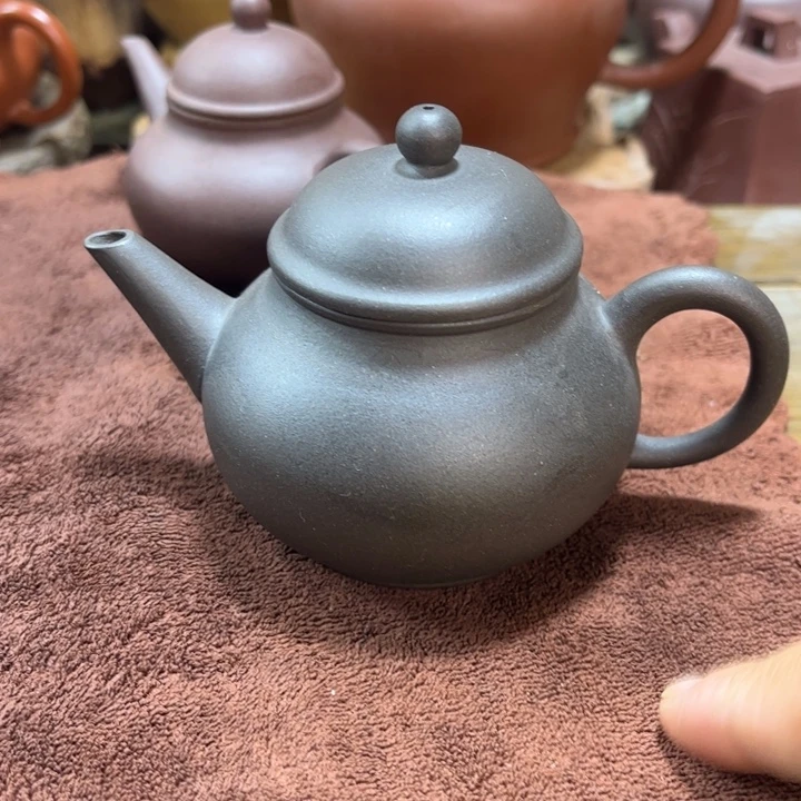 茶壶紫砂紫砂艺术学院的学生