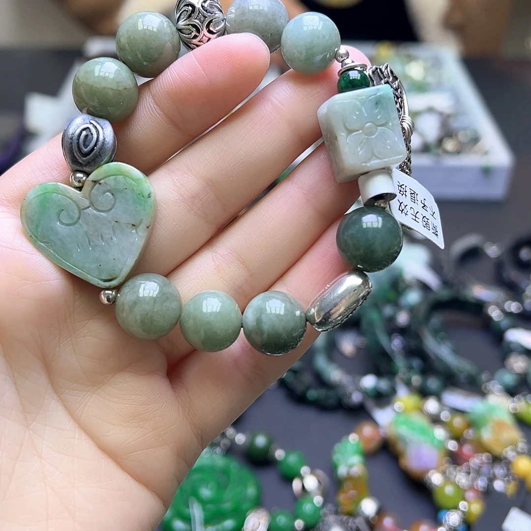 翡翠未镶嵌手链99