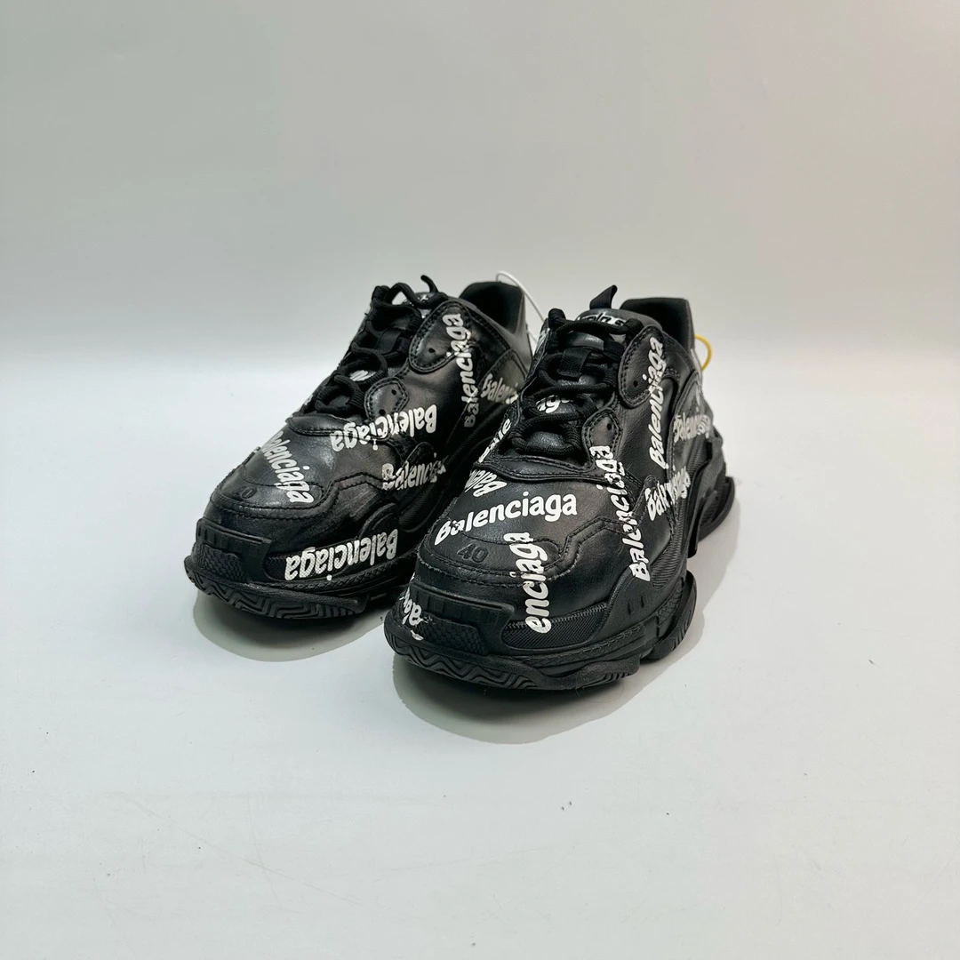 99新 Balenciaga/巴黎世家 40码 黑弹幕Triple S老爹鞋 SY0896