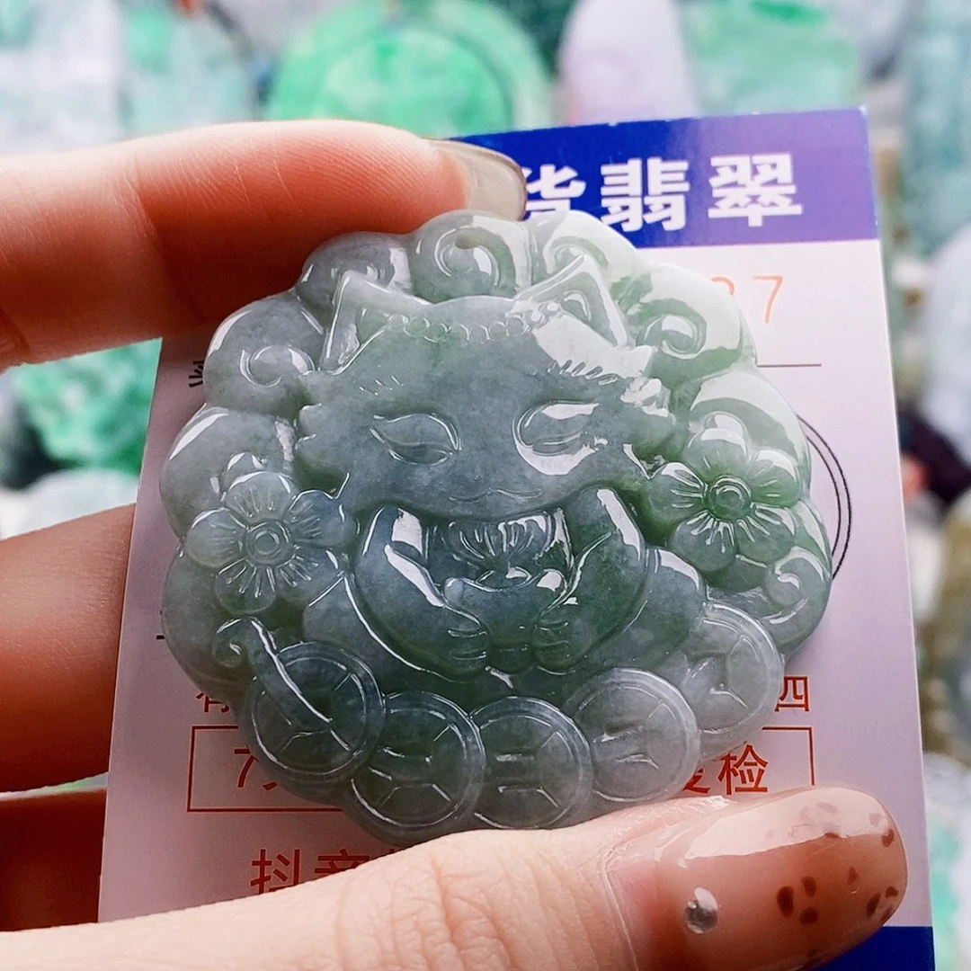 吊坠(不含链)未镶嵌翡翠