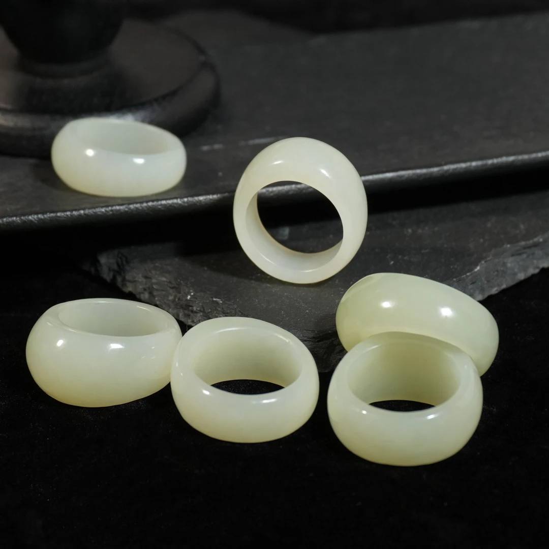 D106 和田玉未镶嵌 俄青馒头戒多样性发一 默认粥状结构拍大2防跑