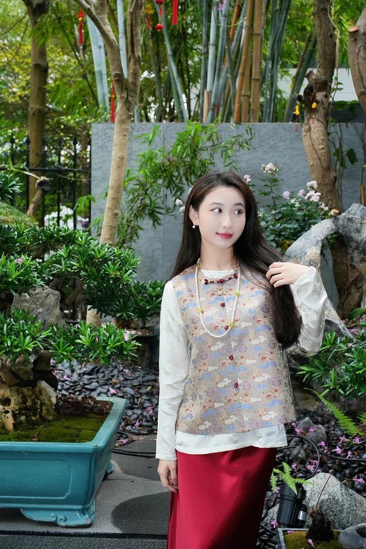 蓝大【聪佩】新中式圆领马甲7480