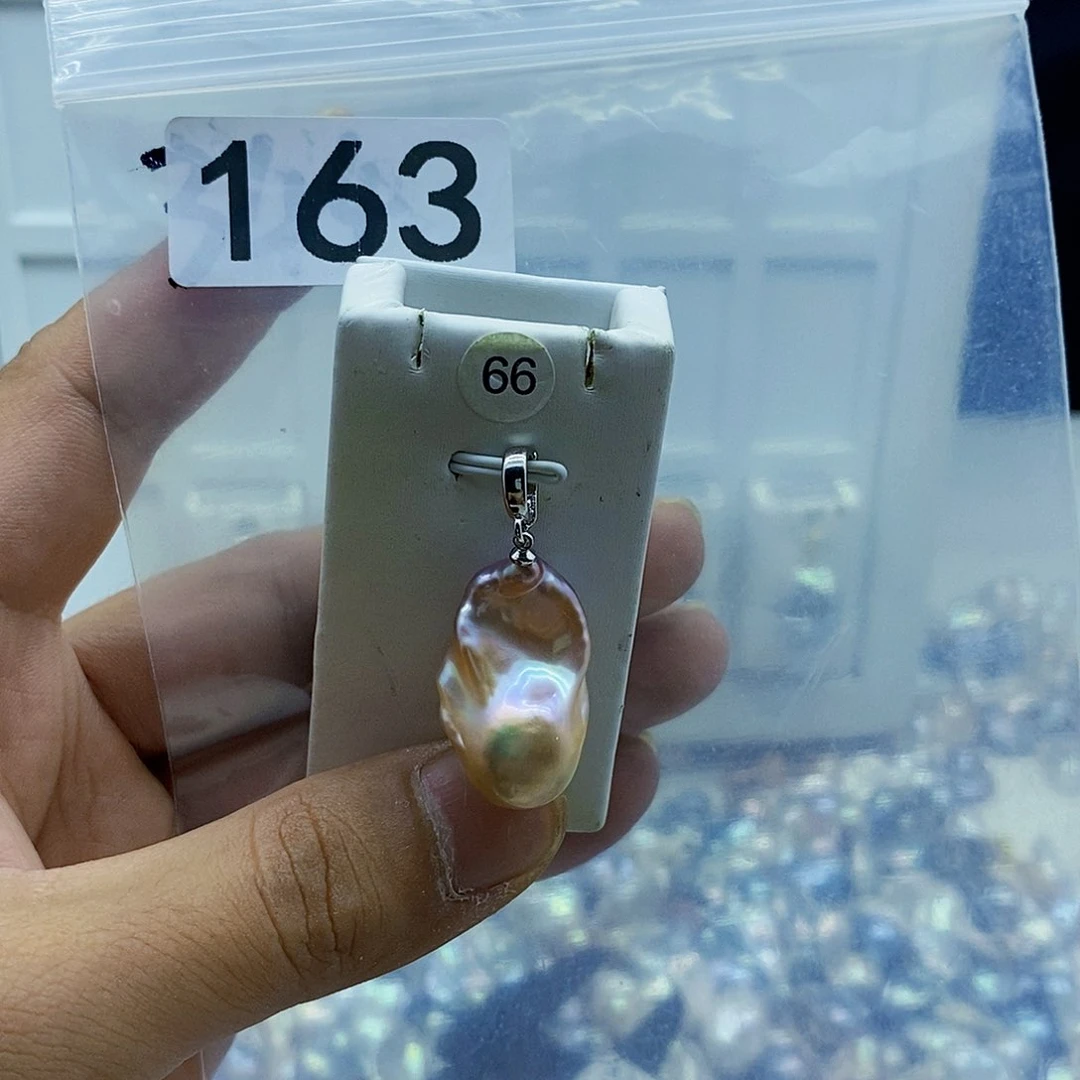 淡水珍珠合金颈饰