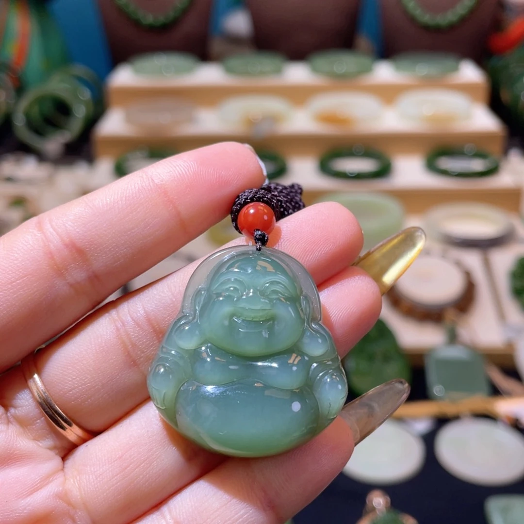 和田玉高品粉青佛公吊坠未镶嵌