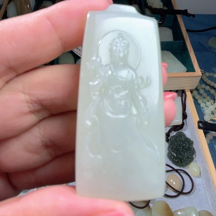 未镶嵌和田玉（糖玉）珠宝半成品