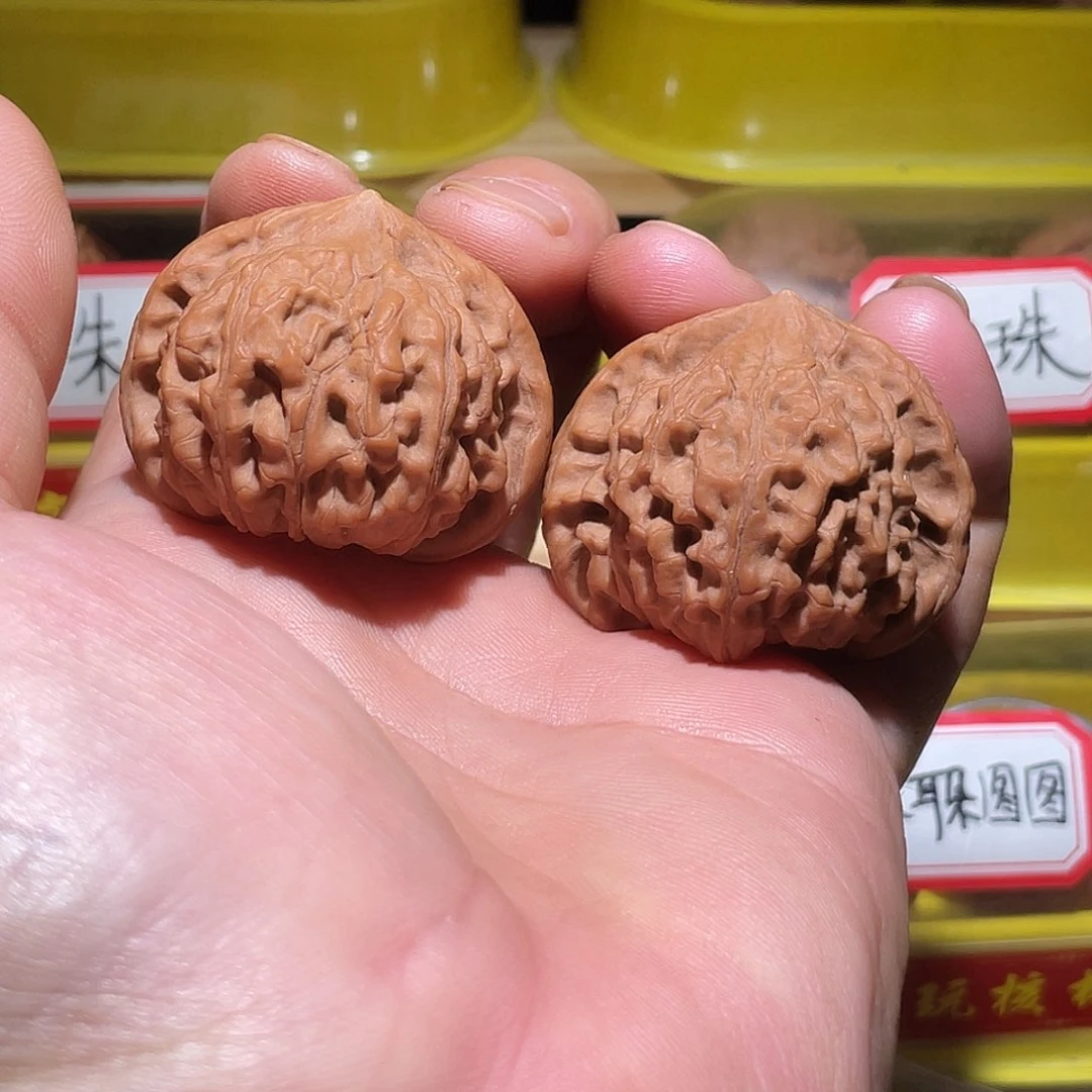 文玩核桃吊坠红马蹄41