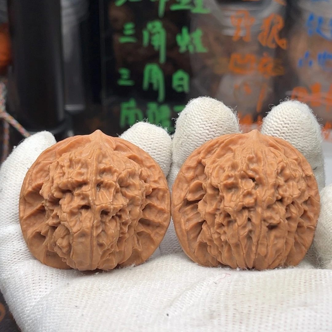 吊坠文玩核桃盘龙纹