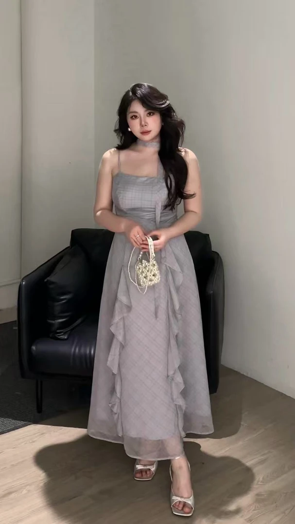 【大小姐】法式气质方领显瘦修身吊带裙温柔时尚长裙