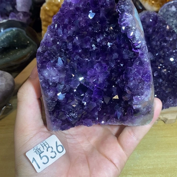 未镶嵌紫晶大型摆件（非配饰）
