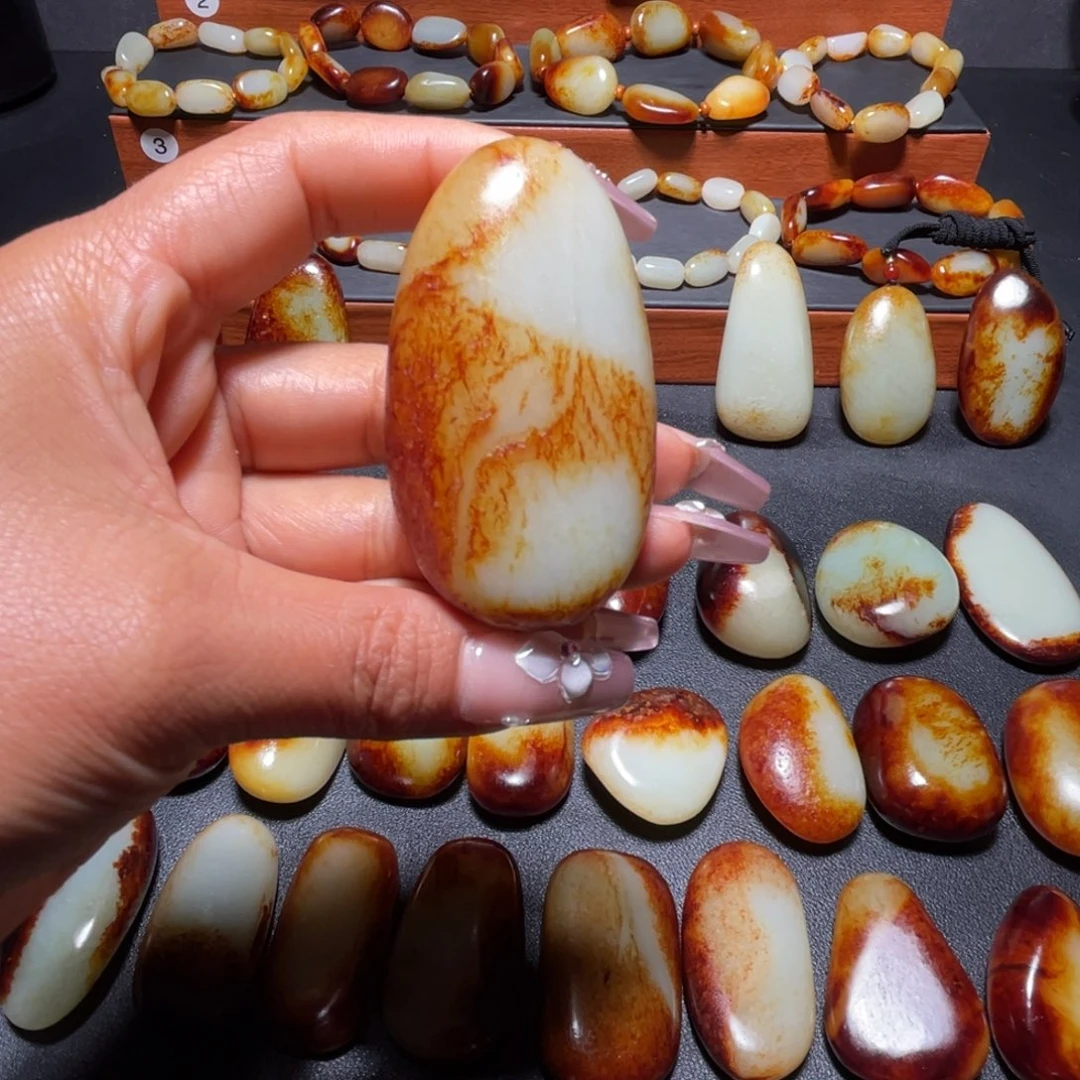 颈饰未镶嵌和田玉金***阳