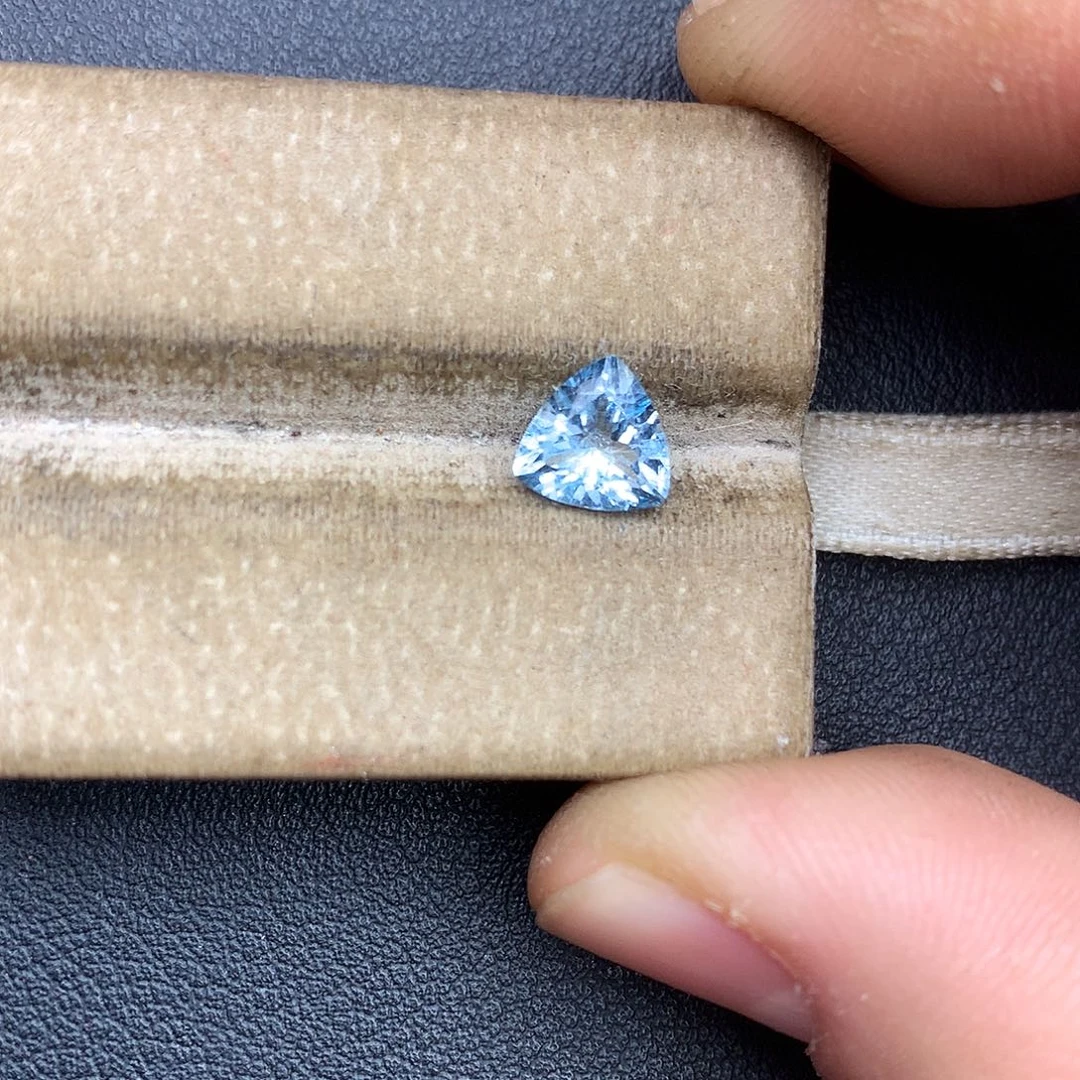 裸石海蓝宝石1.02ct
