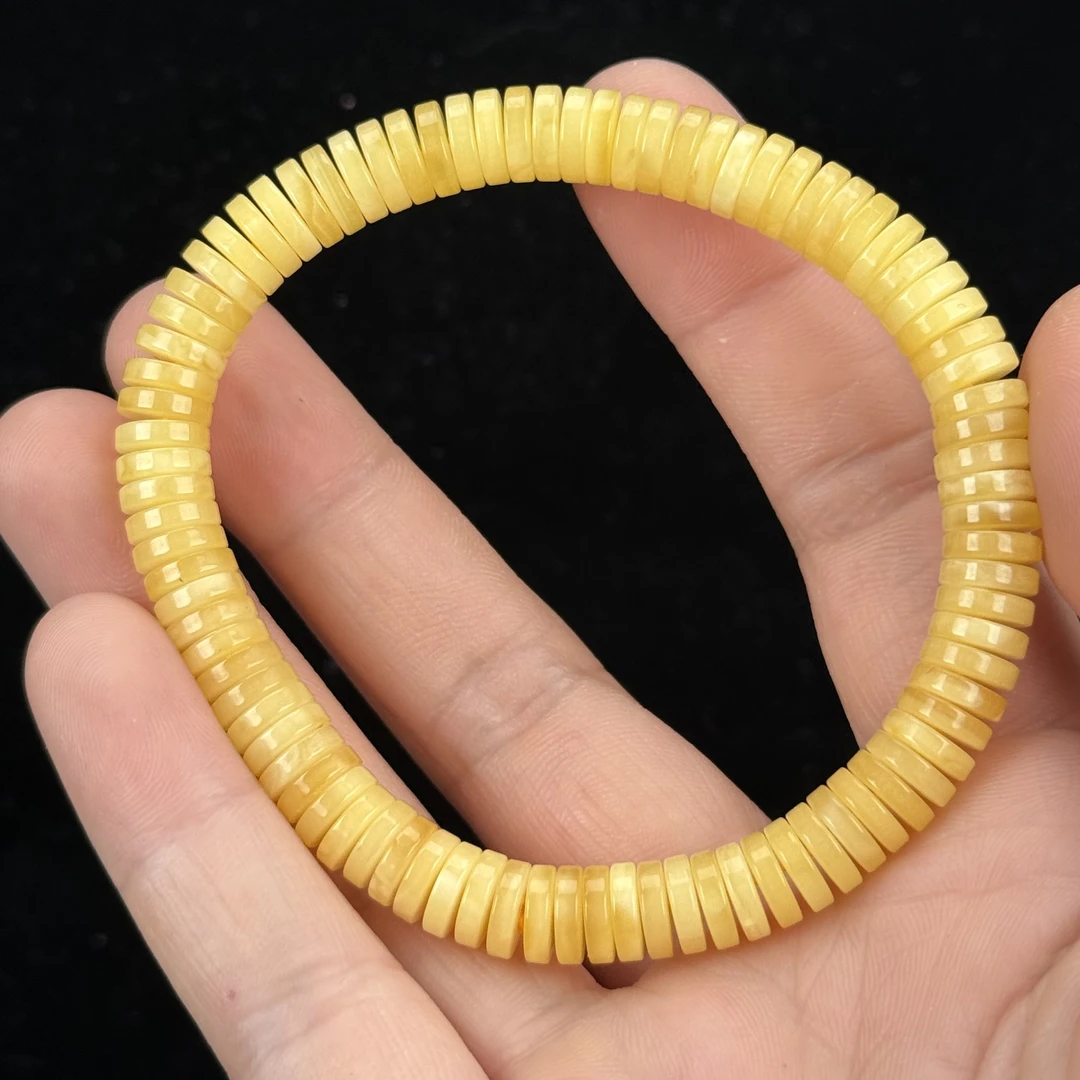 Y9833天然蜜蜡药片 7.6mm 8.4克